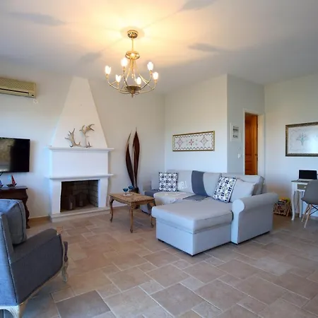 Alea Villa *
