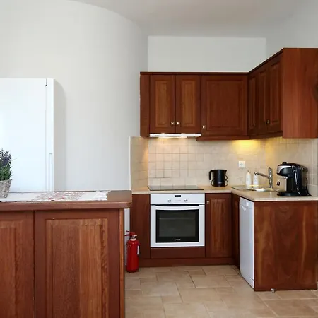 Alea Villa Apolpaina